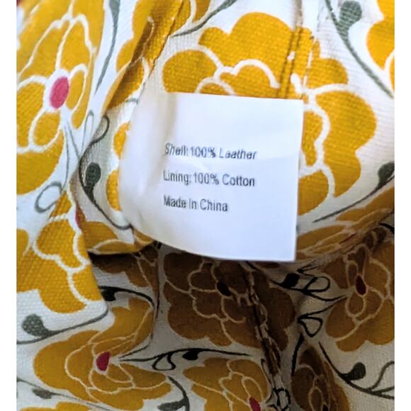 Emma Fox Leather Convertible Crossbody Bag Wristlet Cranberry Red Classics NEW - Picture 9 of 10